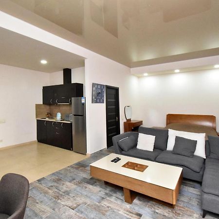 Yars Apartments 예레반 외부 사진